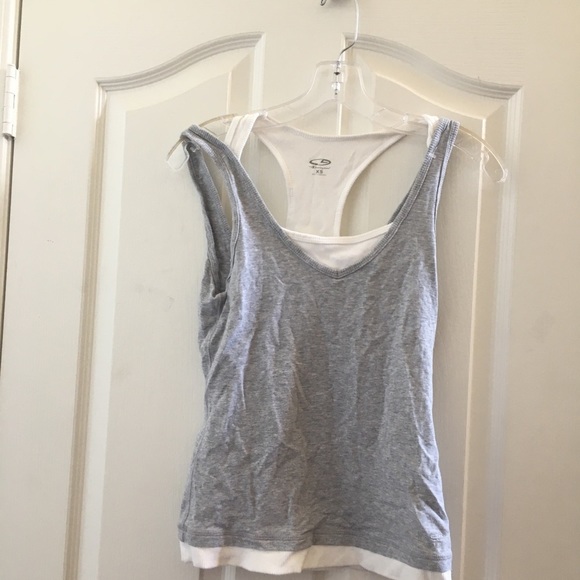 FINAL CLEARANCE 
LADIES champion racerback tank xs - Picture 1 of 4
